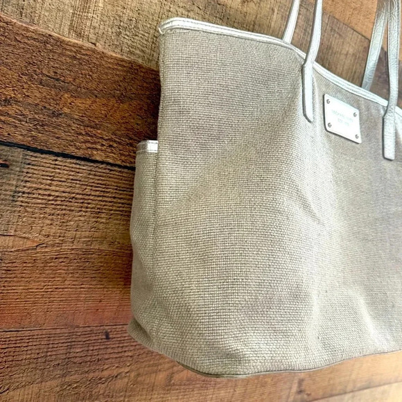 Micheal Kors Metallic Tweed Tote Bag - Picture 4 of 10